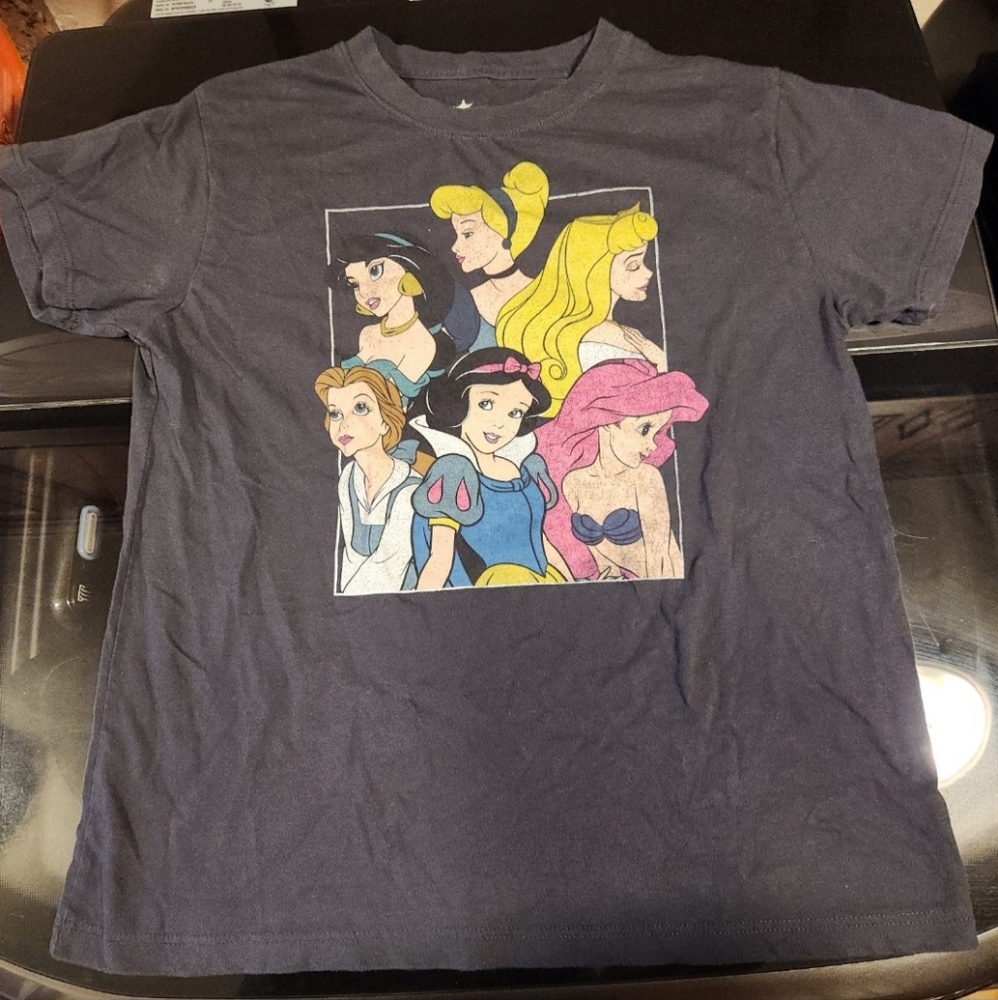 Women's/Girls Disney Princess T-Shirt.